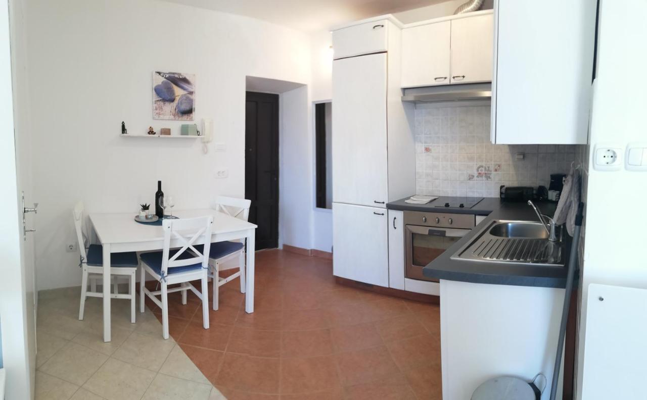 Center Of Rovinj, Sea View Apartment Eksteriør billede